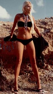 Joanna Liszowska feet photo 9