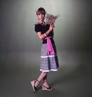 Joanna Lumley feet photo 20