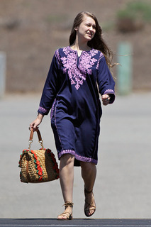 Joanna Newsom feet photo 15