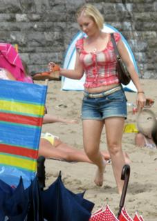 Joanna Page feet photo 13