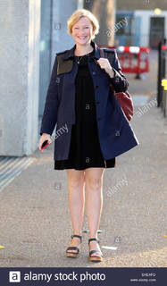 Joanna Page feet photo 5
