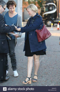 Joanna Page feet photo 4