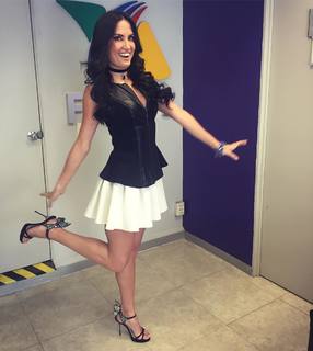 Joanna Vega-Biestro feet photo 19