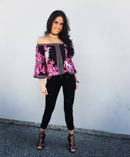 Joanna Vega-Biestro feet photo 9