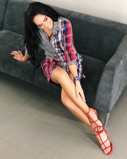 Joanna Vega-Biestro feet photo 16