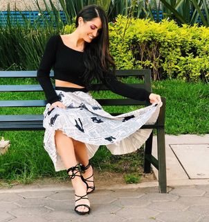 Joanna Vega-Biestro feet photo 7