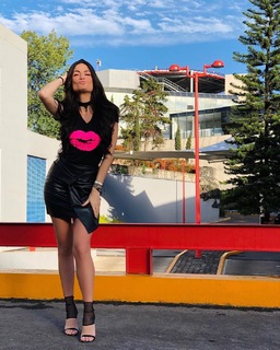 Joanna Vega-Biestro feet photo 2