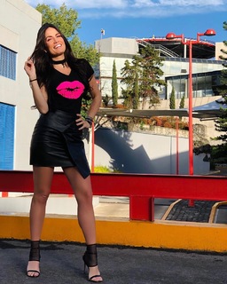 Joanna Vega-Biestro feet photo 1