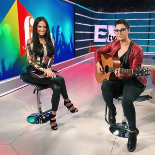 Joanna Vega-Biestro feet photo 9