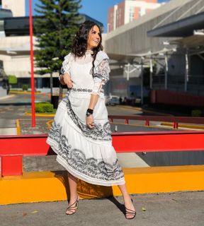 Joanna Vega-Biestro feet photo 12
