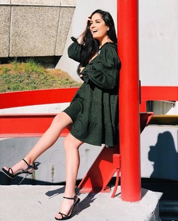 Joanna Vega-Biestro feet photo 1