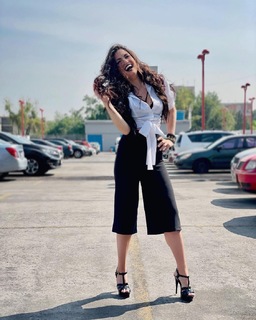 Joanna Vega-Biestro feet photo 10