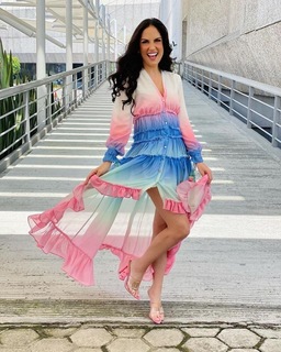 Joanna Vega-Biestro feet photo 3