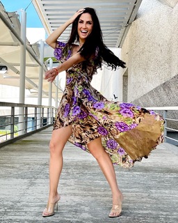 Joanna Vega-Biestro feet photo 4
