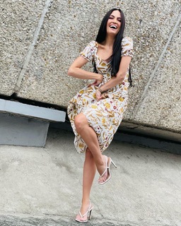 Joanna Vega-Biestro feet photo 2