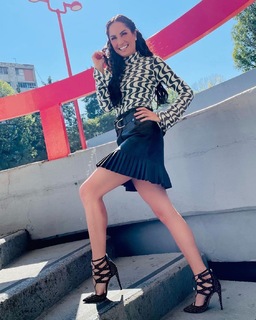 Joanna Vega-Biestro feet photo 5
