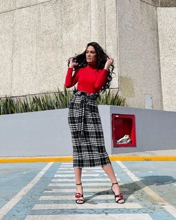Joanna Vega-Biestro feet photo 17