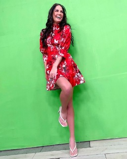 Joanna Vega-Biestro feet photo 4