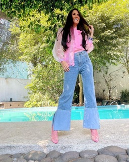 Joanna Vega-Biestro feet photo 14