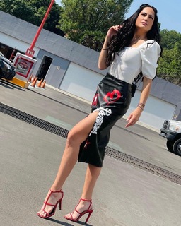 Joanna Vega-Biestro feet photo 13