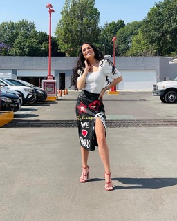 Joanna Vega-Biestro feet photo 12