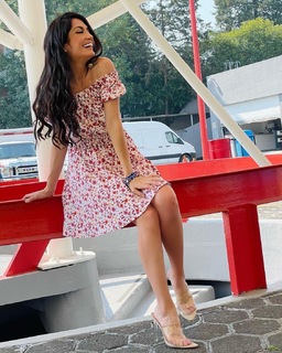 Joanna Vega-Biestro feet photo 17