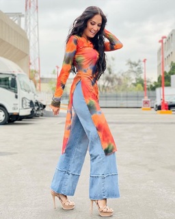 Joanna Vega-Biestro feet photo 16