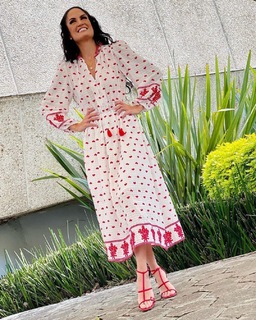 Joanna Vega-Biestro feet photo 2