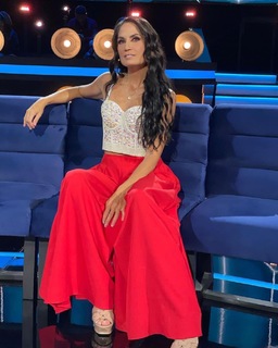 Joanna Vega-Biestro feet photo 11
