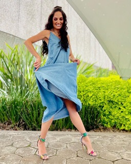 Joanna Vega-Biestro feet photo 11