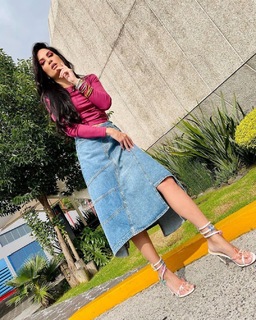 Joanna Vega-Biestro feet photo 7