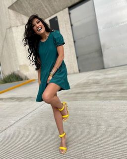 Joanna Vega-Biestro feet photo 4