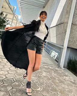Joanna Vega-Biestro feet photo 2