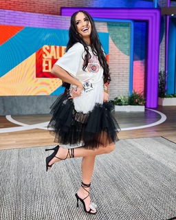 Joanna Vega-Biestro feet photo 10