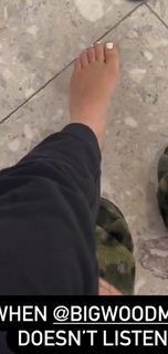 Joanne Calderwood feet photo 15