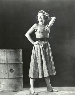 Joanne Dru feet photo 17