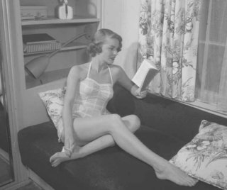 Joanne Dru feet photo 14