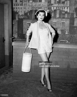 Joanne Dru feet photo 1