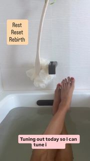 Joanne Mosconi feet photo 14