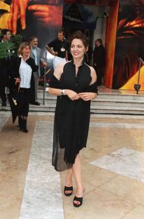 Joanne Whalley feet photo 10