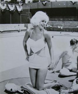 Joanne Woodward feet photo 3