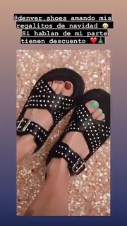 Joaquinha Lerena feet photo 3