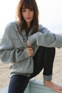 Jocelin Donahue feet photo 3