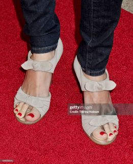 Jocelin Donahue feet photo 15