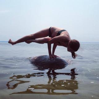 Jocelyn Hudon feet photo thumbnail