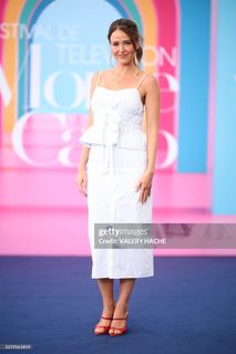 Jocelyn Hudon feet photo thumbnail