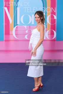 Jocelyn Hudon feet photo thumbnail