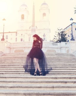 Jodelle Ferland feet photo thumbnail