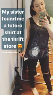 Jodelle Ferland feet photo thumbnail