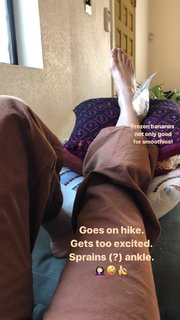 Jodi Balfour feet photo 12